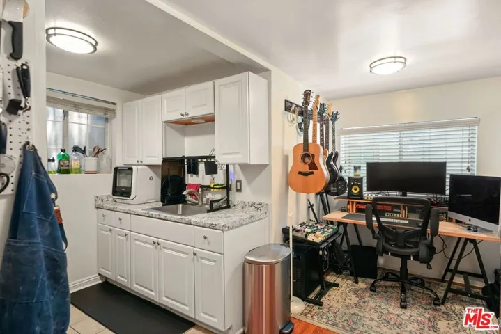 2142 Baxter Street, Los Angeles, California 90039