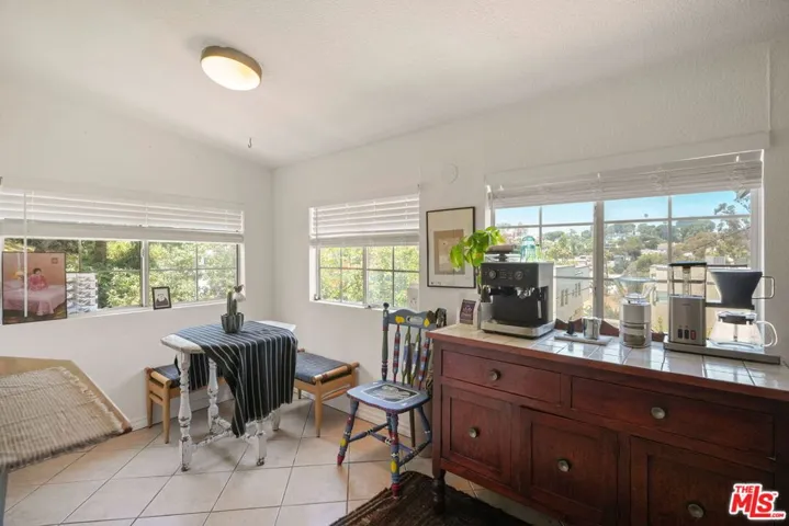 2142 Baxter Street, Los Angeles, California 90039