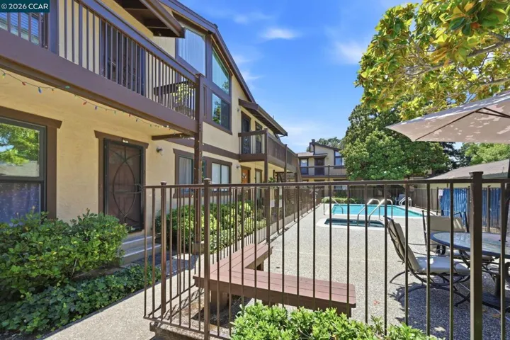 BBQ Pool & Hot Tub Area
