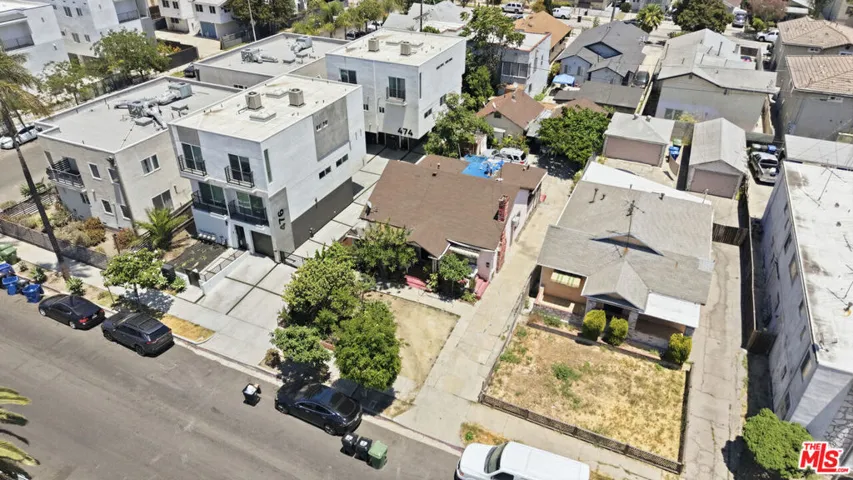 472 N Oxford Avenue, Los Angeles, California 90004