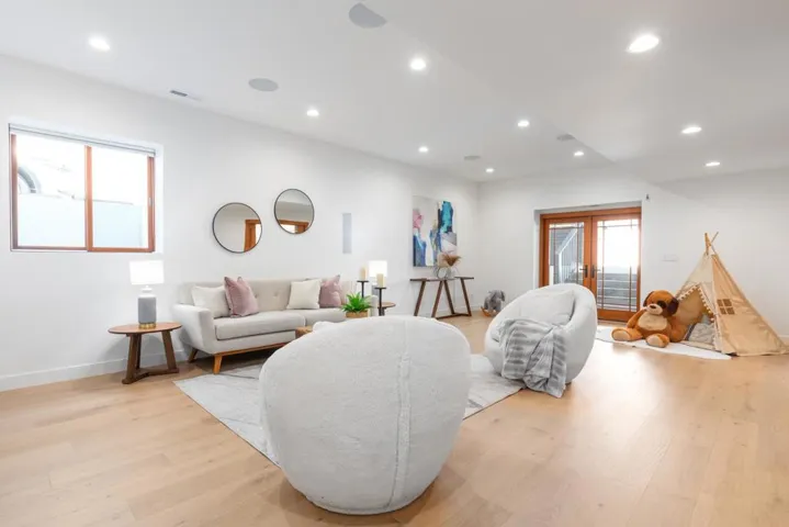 346 S 16th Street, San Jose, California 95112