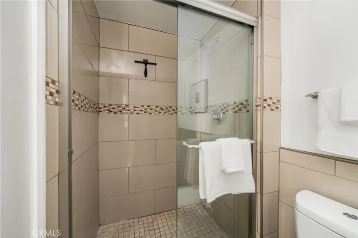 Secondary Bathroom.