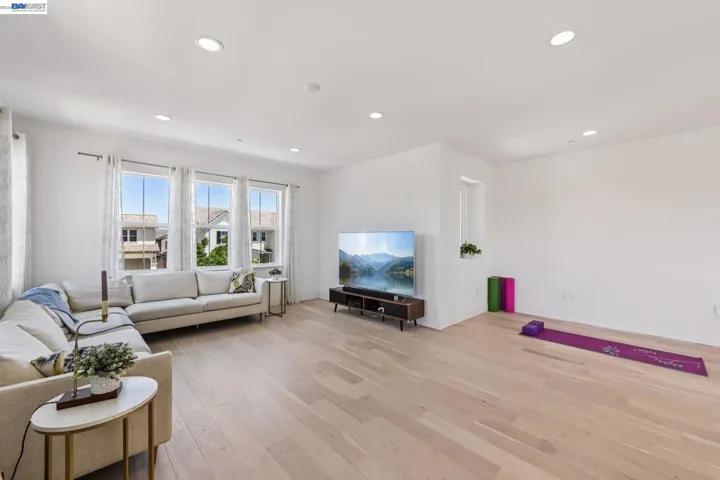 1111 S Jacobs Dr, Mountain House, California 95391
