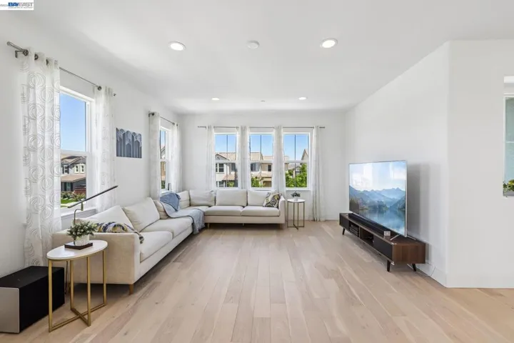 1111 S Jacobs Dr, Mountain House, California 95391