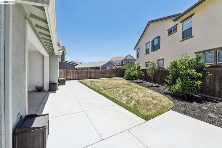 1111 S Jacobs Dr, Mountain House, California 95391