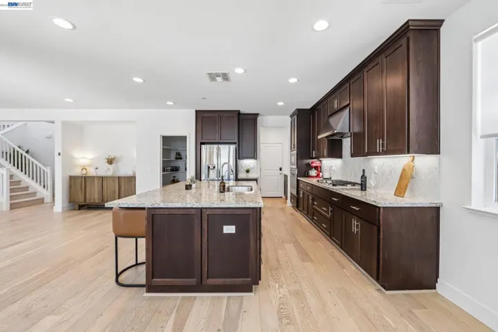 1111 S Jacobs Dr, Mountain House, California 95391