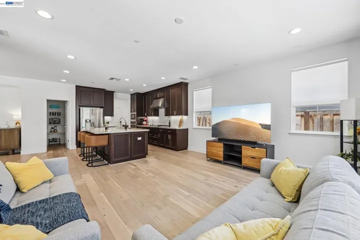 1111 S Jacobs Dr, Mountain House, California 95391