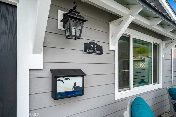 214 Boeker Avenue, Pismo Beach, California 93449
