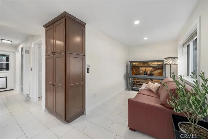214 Boeker Avenue, Pismo Beach, California 93449