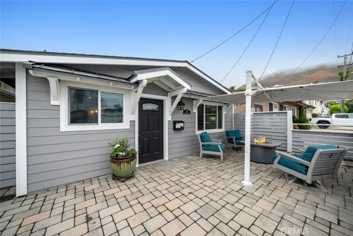 214 Boeker Avenue, Pismo Beach, California 93449