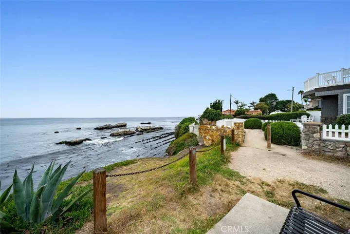 214 Boeker Avenue, Pismo Beach, California 93449