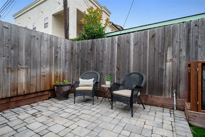 214 Boeker Avenue, Pismo Beach, California 93449