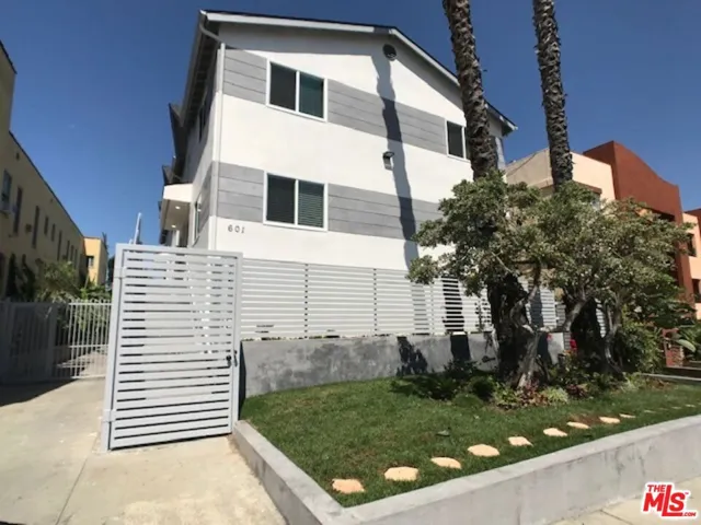 601 N Normandie Avenue 6, Los Angeles, California 90004