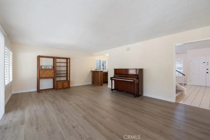 8371 Faust Avenue, West Hills, California 91304