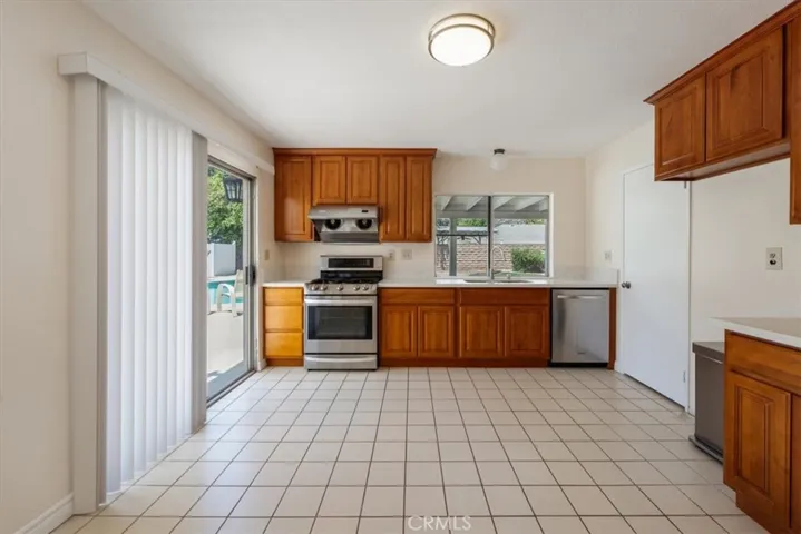 8371 Faust Avenue, West Hills, California 91304