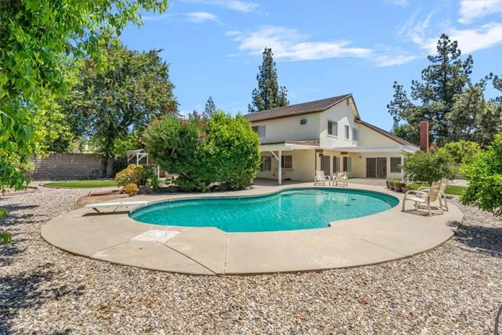 8371 Faust Avenue, West Hills, California 91304