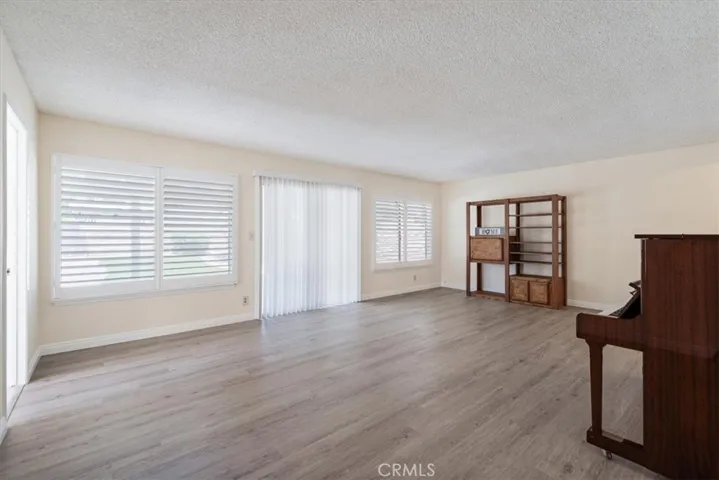 8371 Faust Avenue, West Hills, California 91304