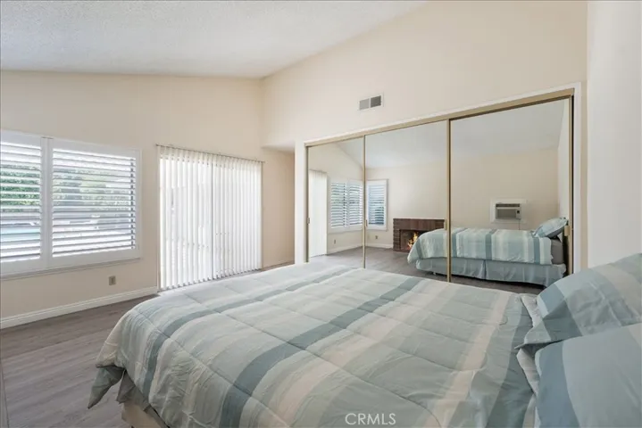 8371 Faust Avenue, West Hills, California 91304