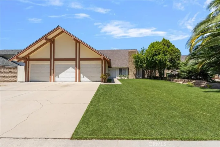 8371 Faust Avenue, West Hills, California 91304