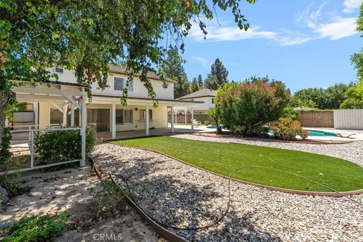 8371 Faust Avenue, West Hills, California 91304