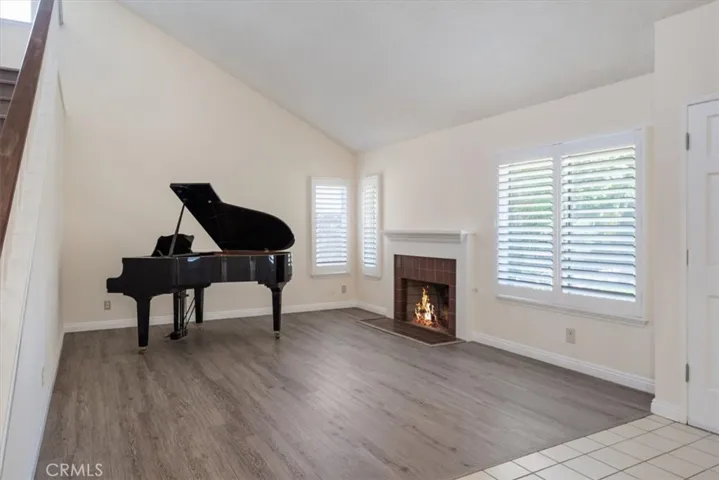 8371 Faust Avenue, West Hills, California 91304