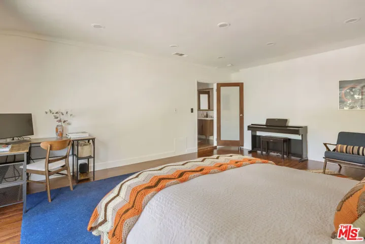 4801 Sonata Lane, Los Angeles, California 90042
