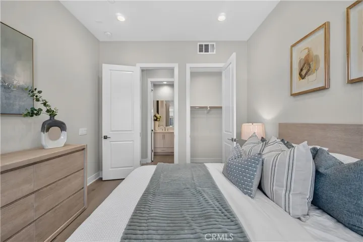 120 Mulberry, Lake Forest, California 92630