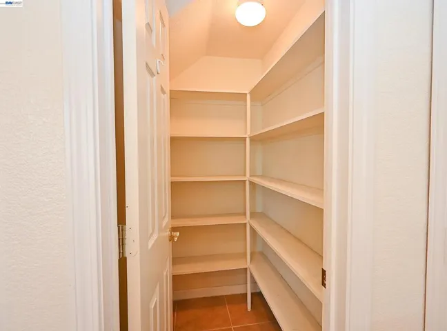 Kitchen walkin Pantry