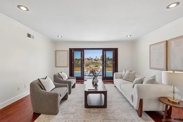 15333 Calle Juanito, San Diego, California 92129