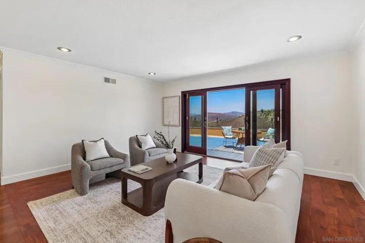 15333 Calle Juanito, San Diego, California 92129