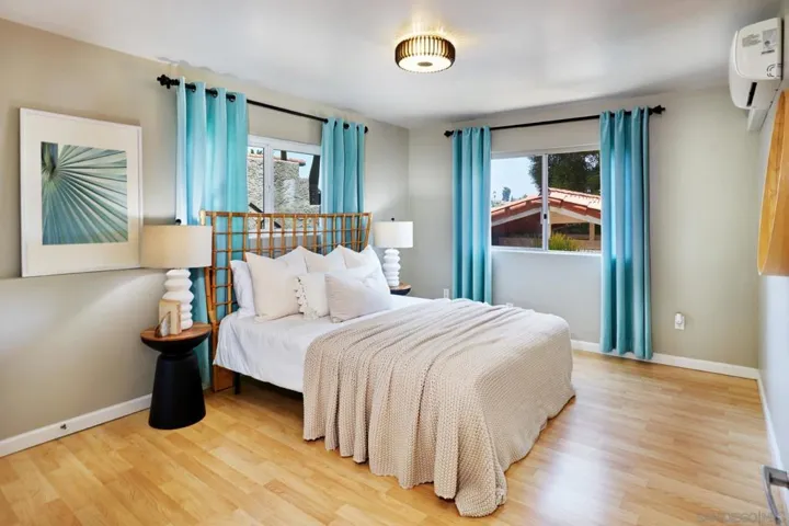 4675 Munroe, La Mesa, California 91942