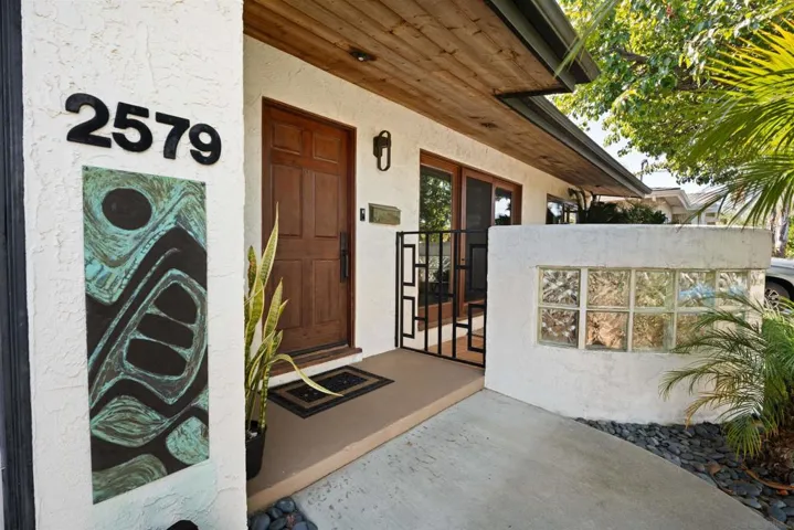 2579 Grandview Street, San Diego, California 92110
