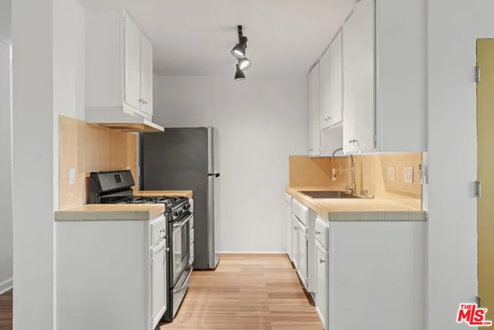 511 Rialto Avenue 1, Venice, California 90291