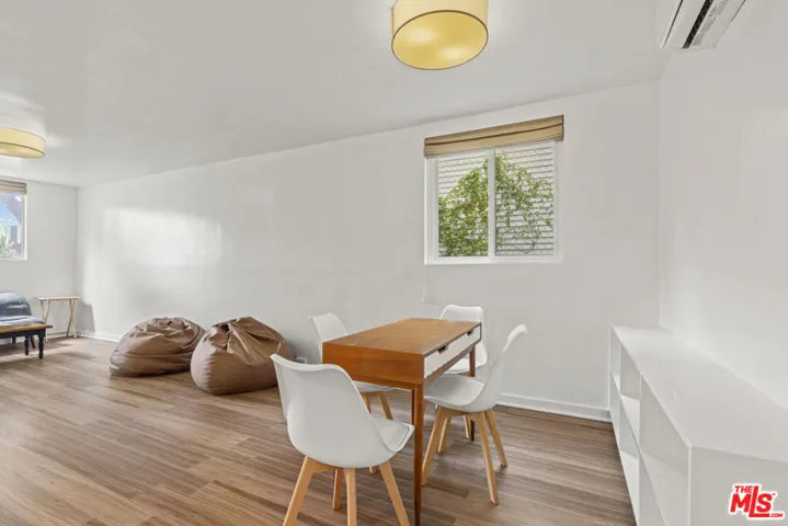 511 Rialto Avenue 1, Venice, California 90291