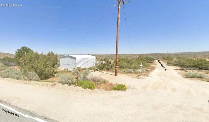 3036-003-035_Street