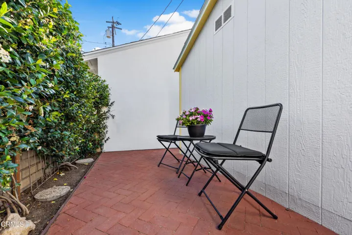 Robinhood Ave-87