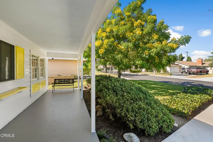 Robinhood Ave-24