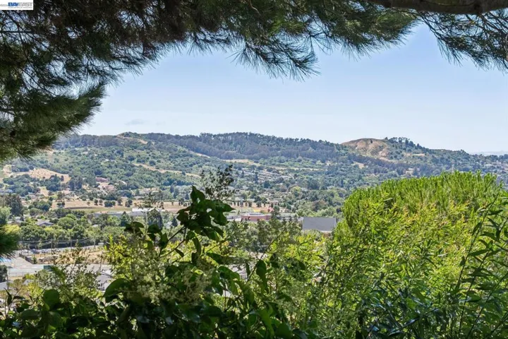 4618 Setting Sun Dr, Richmond, California 94803