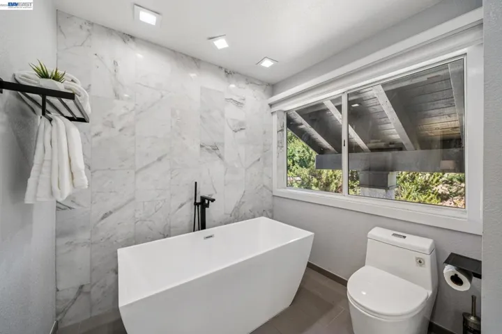 4618 Setting Sun Dr, Richmond, California 94803