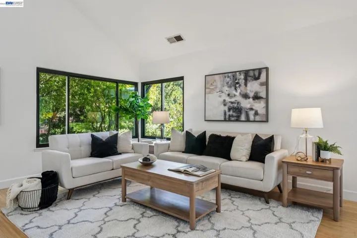 4618 Setting Sun Dr, Richmond, California 94803