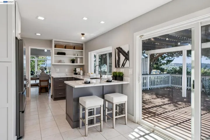 4618 Setting Sun Dr, Richmond, California 94803