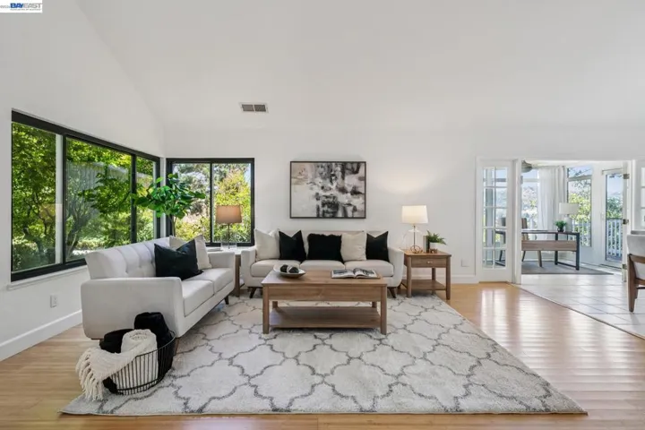 4618 Setting Sun Dr, Richmond, California 94803