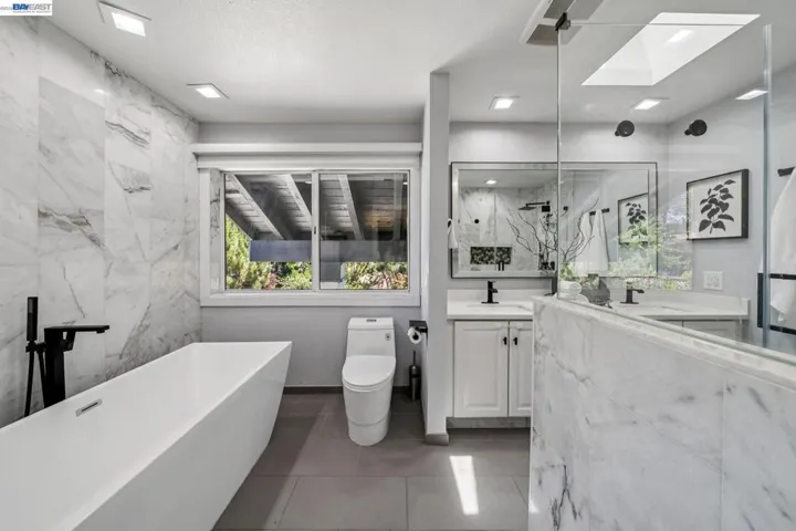 4618 Setting Sun Dr, Richmond, California 94803