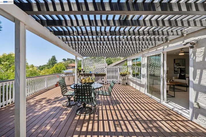 4618 Setting Sun Dr, Richmond, California 94803