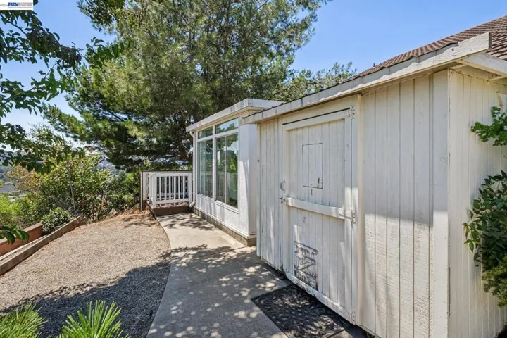 4618 Setting Sun Dr, Richmond, California 94803