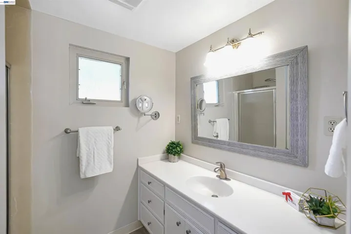 2333 Darwin St, Hayward, California 94545