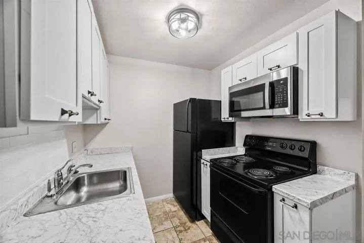 6650 Amherst 6b, San Diego, California 92115