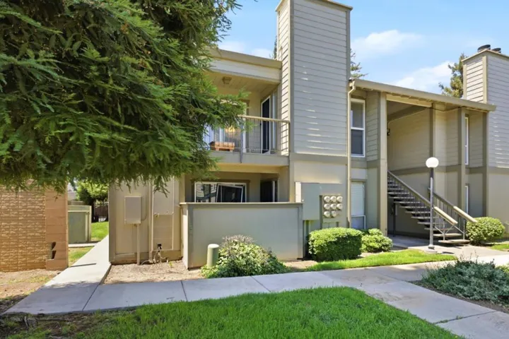7283 Florin Mall 8, Sacramento, California 95823 — photo 4