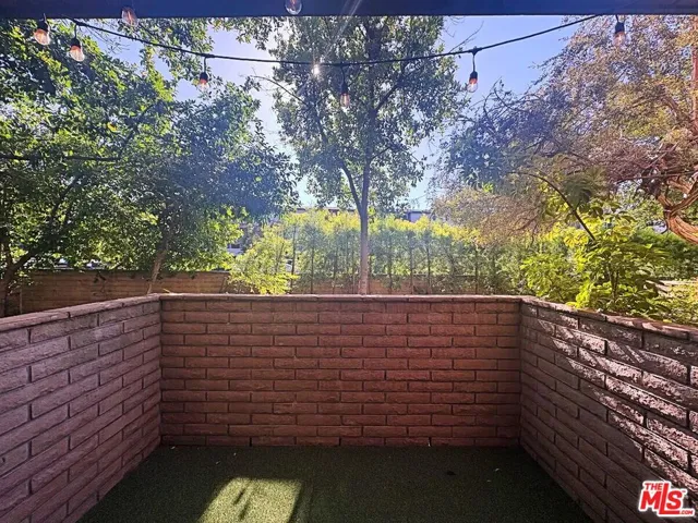 21930 Marylee Street 97, Woodland Hills, California 91367
