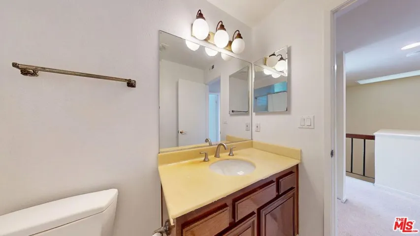 21930 Marylee Street 97, Woodland Hills, California 91367
